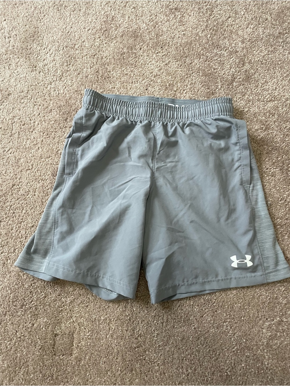 Under Armour kid’s Gray Performance Training Shorts